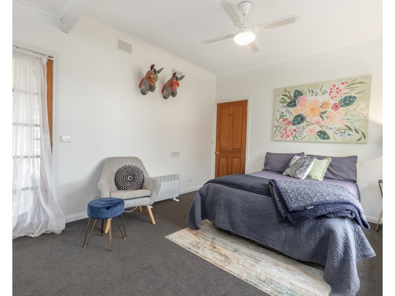 4 Whittons Lane, Winslow VIC 3281