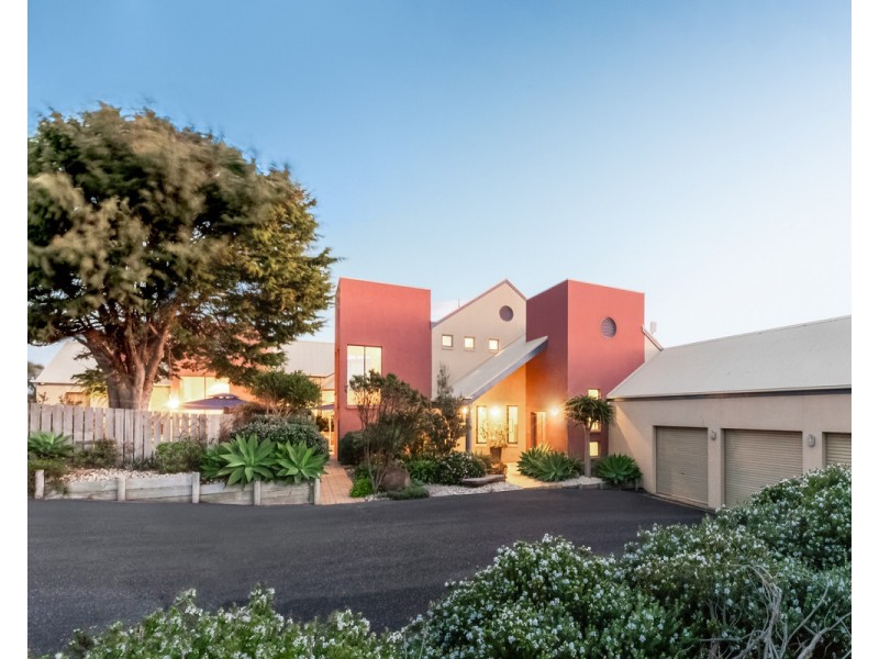 300 Hopkins Point Road, Warrnambool VIC 3280
