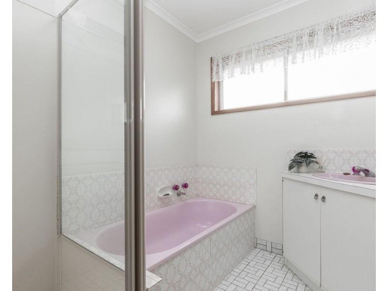 8 Amaroo Court, Warrnambool VIC 3280