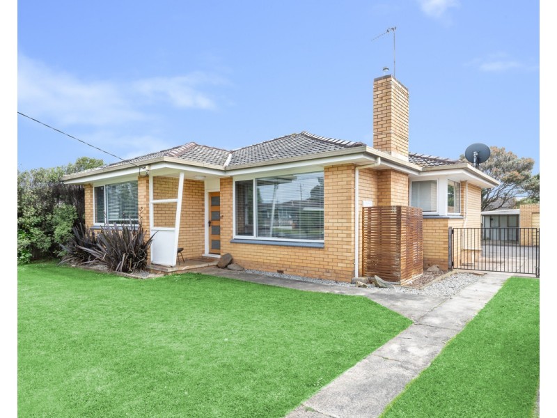 16 Reginald Grove, Warrnambool VIC 3280