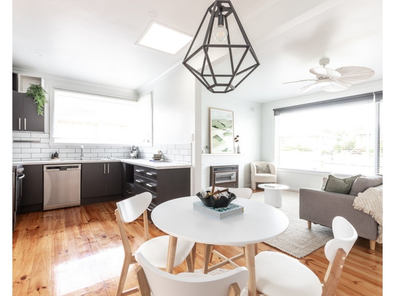 16 Reginald Grove, Warrnambool VIC 3280