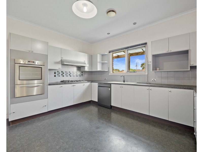 7 Connemara Road, Warrnambool VIC 3280