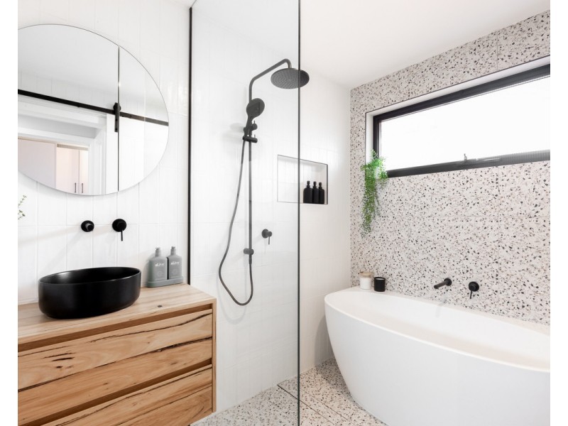 4 Moonah Street, Warrnambool VIC 3280