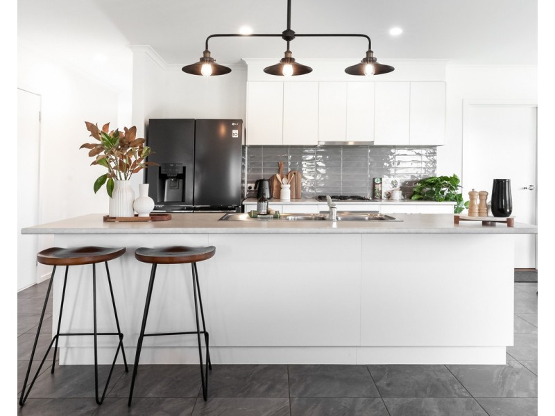 16 Omalley Drive, Warrnambool VIC 3280