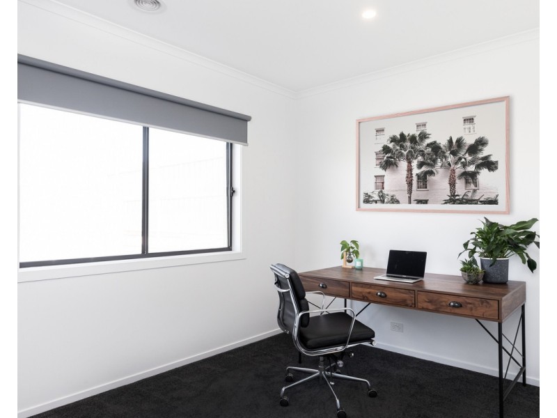 16 Omalley Drive, Warrnambool VIC 3280