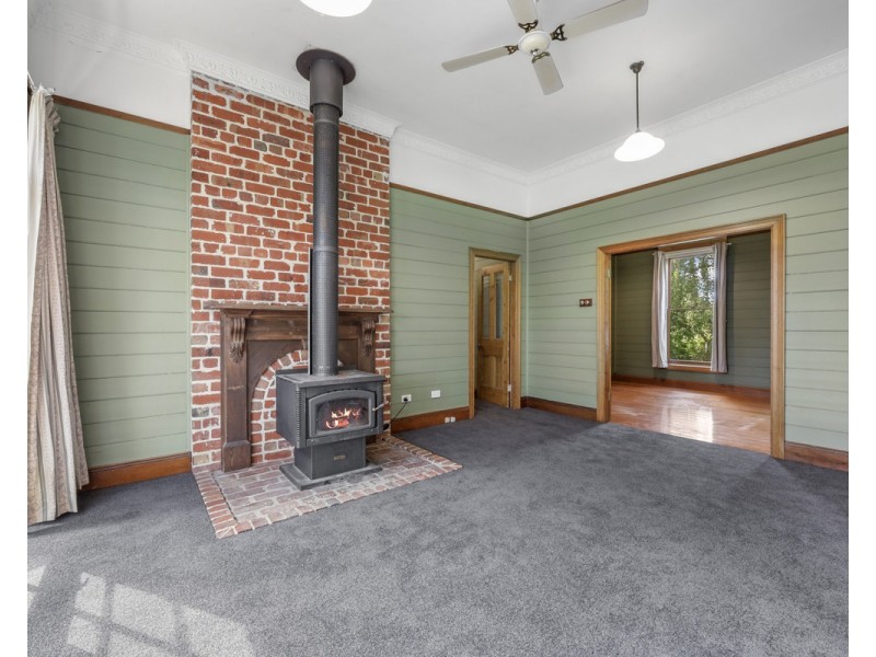 8814 Princess Highway, Panmure VIC 3265