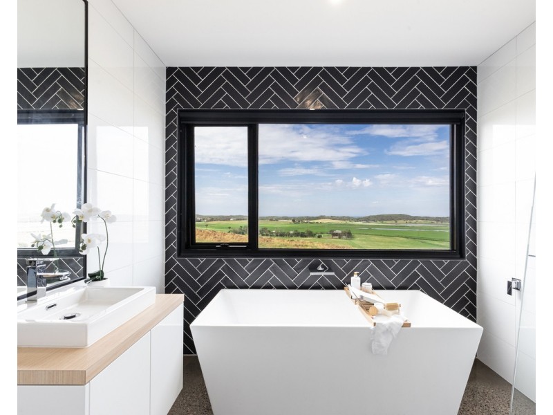 2 Deverell Way, Warrnambool VIC 3280