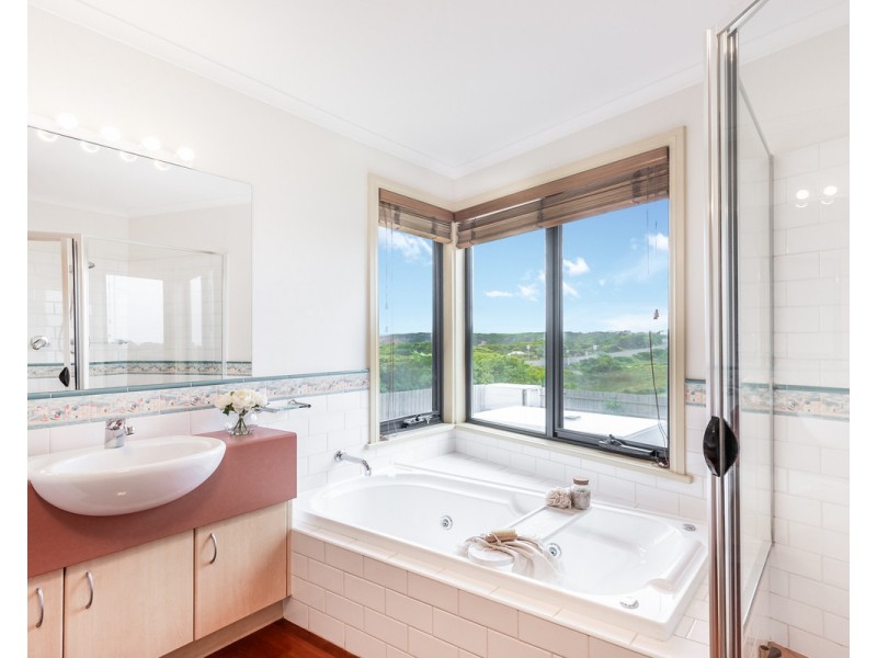 19 Childers Street, Peterborough VIC 3270