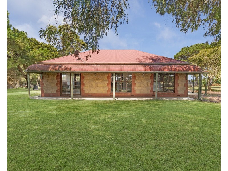 113 Warrne Road, Wangoom VIC 3279