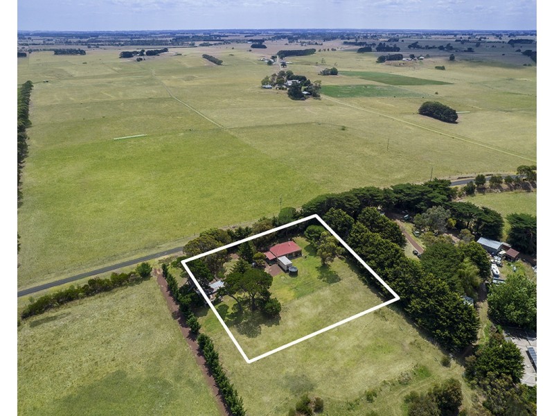 113 Warrne Road, Wangoom VIC 3279