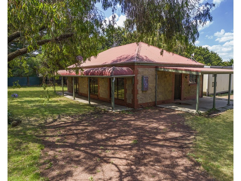 113 Warrne Road, Wangoom VIC 3279