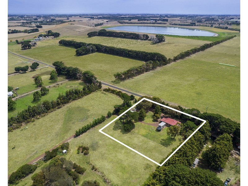 113 Warrne Road, Wangoom VIC 3279