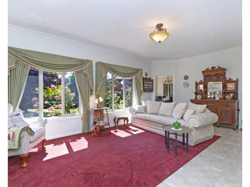 6 Chenoweth Court, Warrnambool VIC 3280