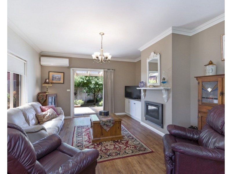 6 Chenoweth Court, Warrnambool VIC 3280