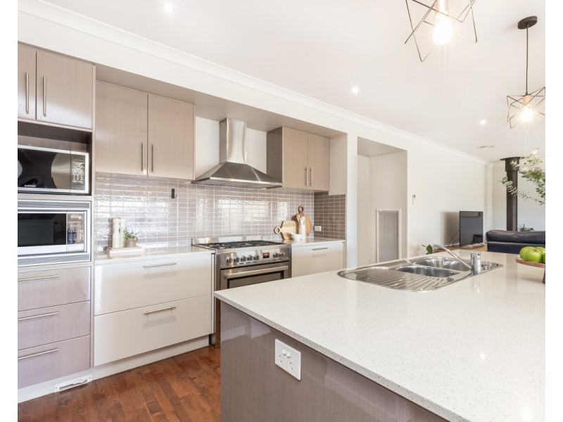 19 Booval Drive, Warrnambool VIC 3280