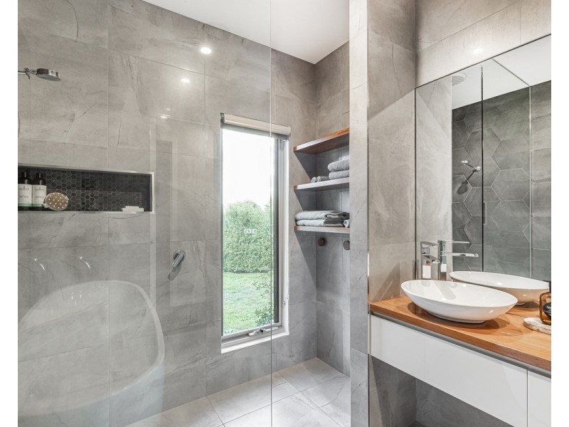 1/105 Ziegler Parade, Allansford VIC 3277