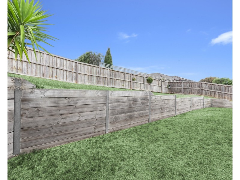 62 Dennington Rise, Warrnambool VIC 3280