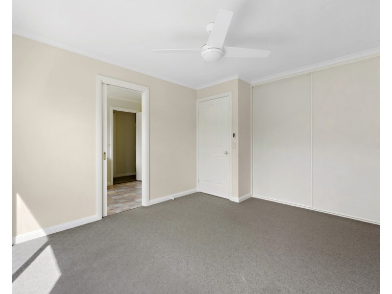 6 Festuca Court, Dennington VIC 3280