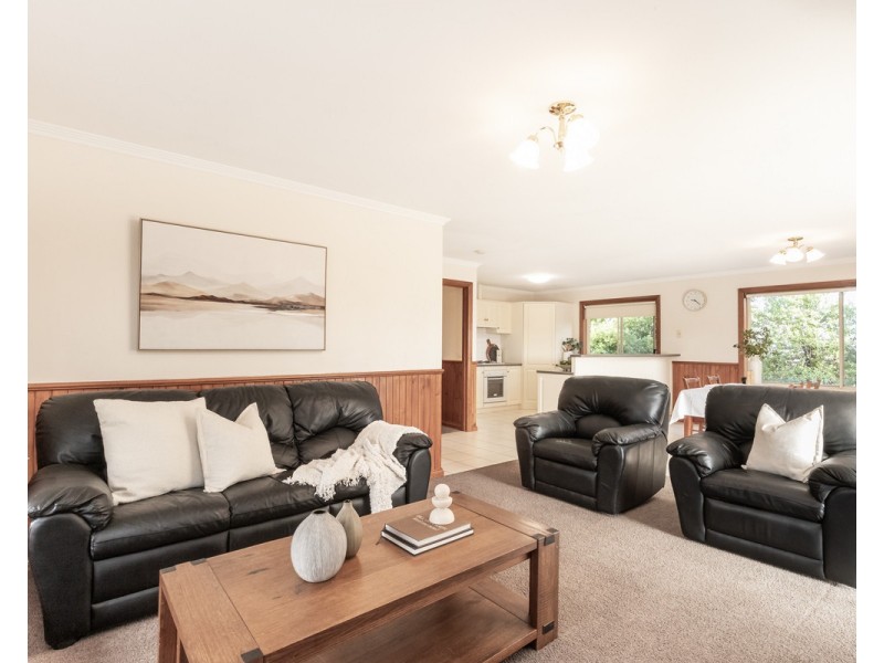 2 Adriana Crescent, Warrnambool VIC 3280