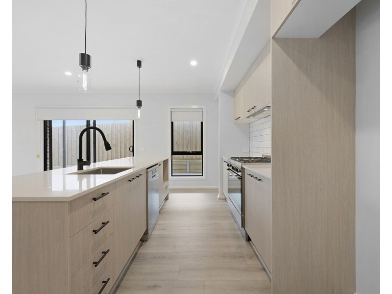 2 Sedgley Street, Warrnambool VIC 3280