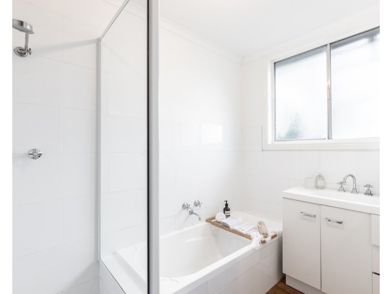 4 Irvings Lane, Koroit VIC 3282