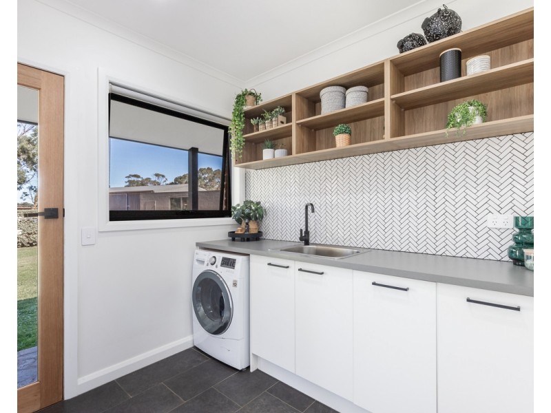 78 Carrolls Road, Allansford VIC 3277