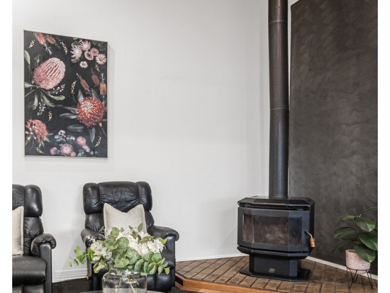 65 Quinns Road, Bushfield VIC 3281