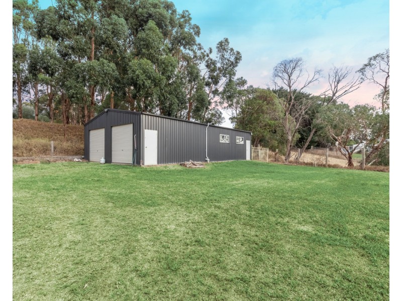65 Quinns Road, Bushfield VIC 3281