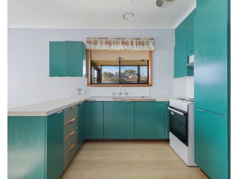 9 Pecten Avenue, Warrnambool VIC 3280