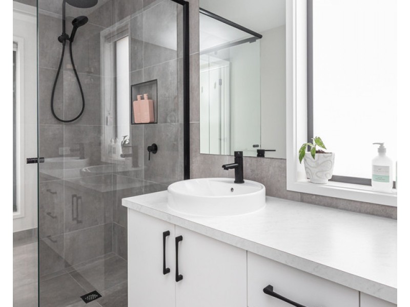 16 Yarra Drive, Warrnambool VIC 3280