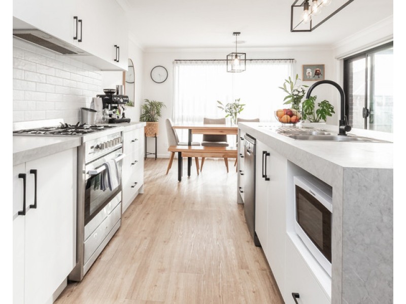 16 Yarra Drive, Warrnambool VIC 3280