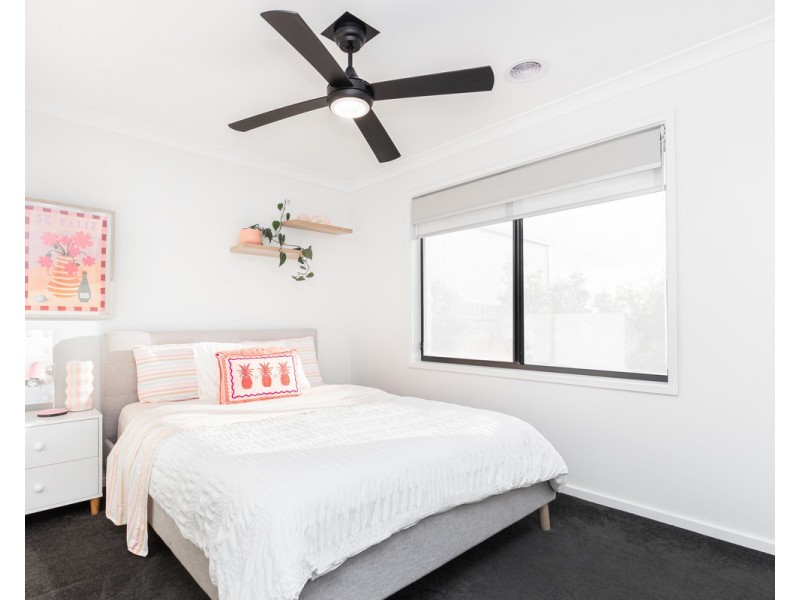 16 Yarra Drive, Warrnambool VIC 3280