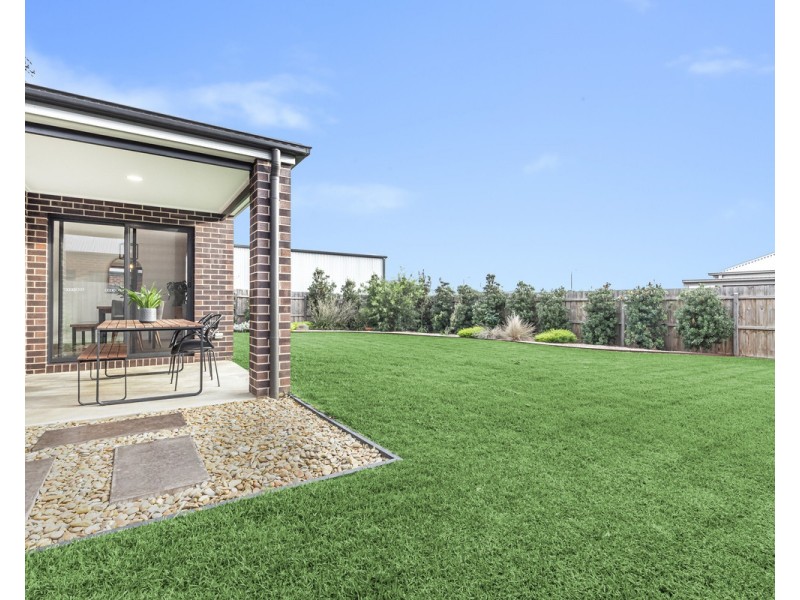 16 Yarra Drive, Warrnambool VIC 3280