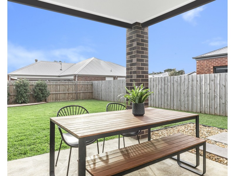 16 Yarra Drive, Warrnambool VIC 3280