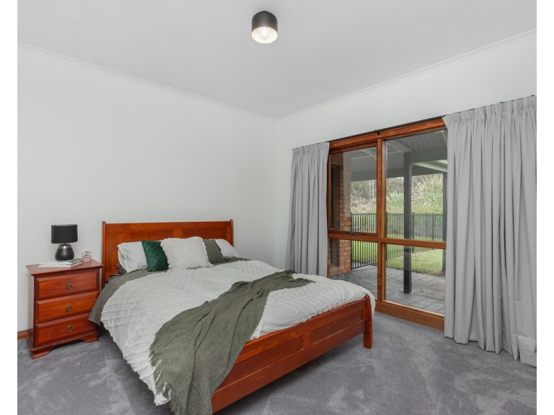 130 Drylakes Road, Allansford VIC 3277