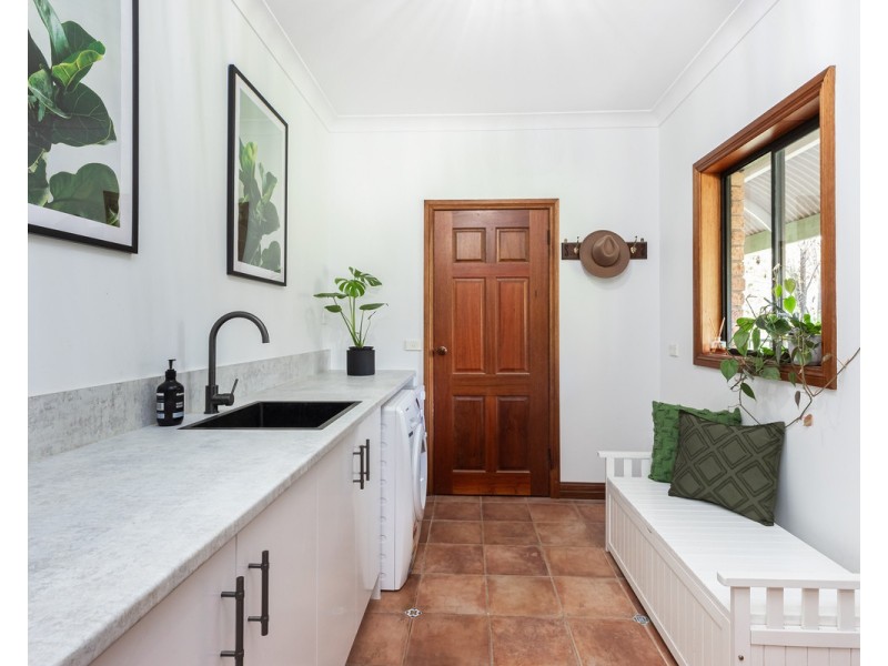 130 Drylakes Road, Allansford VIC 3277