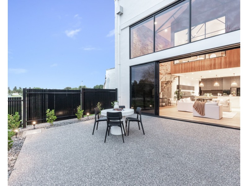15 Greenock Court, Warrnambool VIC 3280