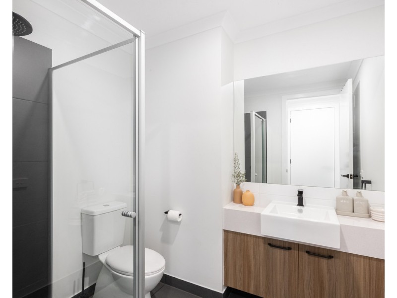 16 Albiston Drive, Warrnambool VIC 3280