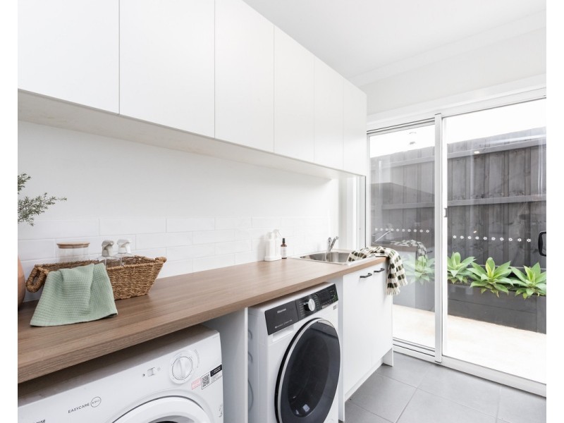 16 Albiston Drive, Warrnambool VIC 3280