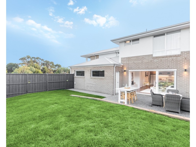 16 Albiston Drive, Warrnambool VIC 3280