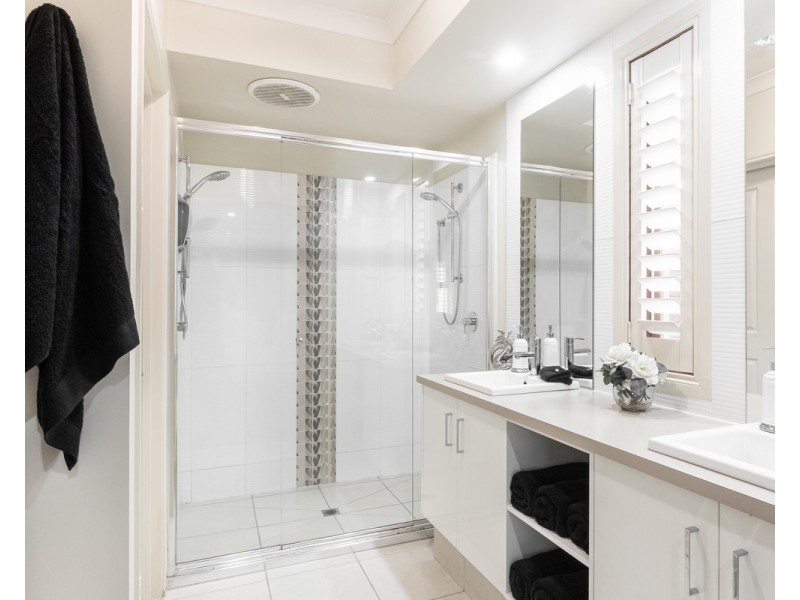 4 Murdoch Avenue, Warrnambool VIC 3280