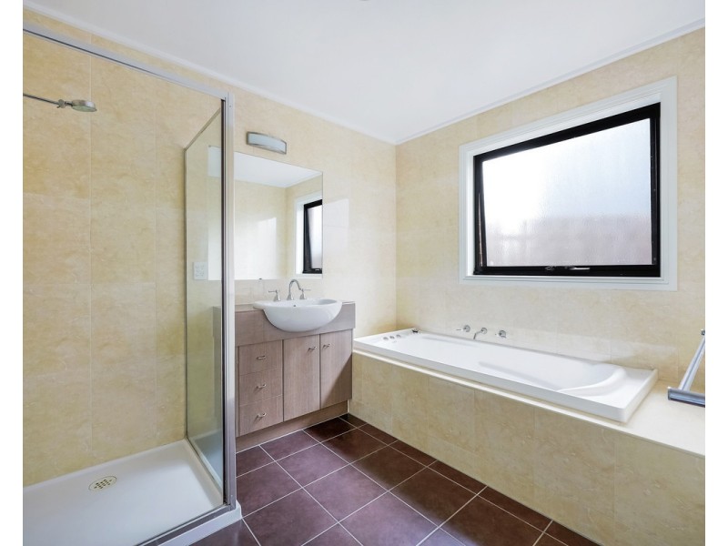 2 Essington Court, Warrnambool VIC 3280
