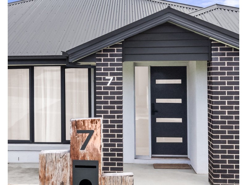 7 Deverell Way, Warrnambool VIC 3280