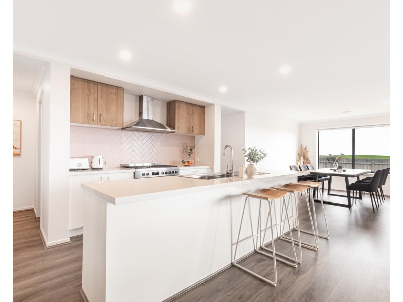 7 Deverell Way, Warrnambool VIC 3280