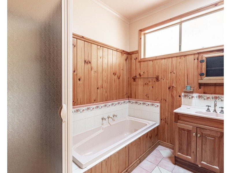 7 Banksia Drive, Warrnambool VIC 3280