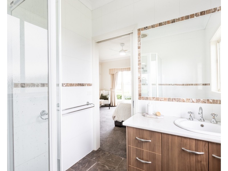 335 Spring Flat Road, Wangoom VIC 3279