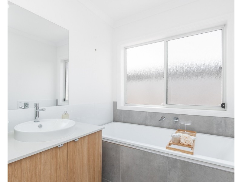 5 Aquila Place, Warrnambool VIC 3280