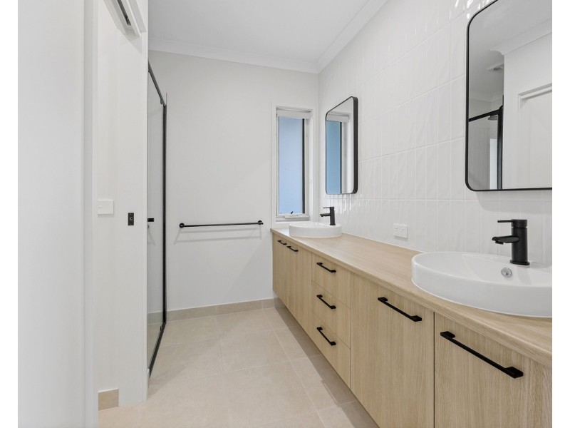 70 Nine Mile Creek Road, Koroit VIC 3282