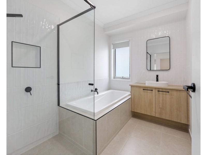 70 Nine Mile Creek Road, Koroit VIC 3282