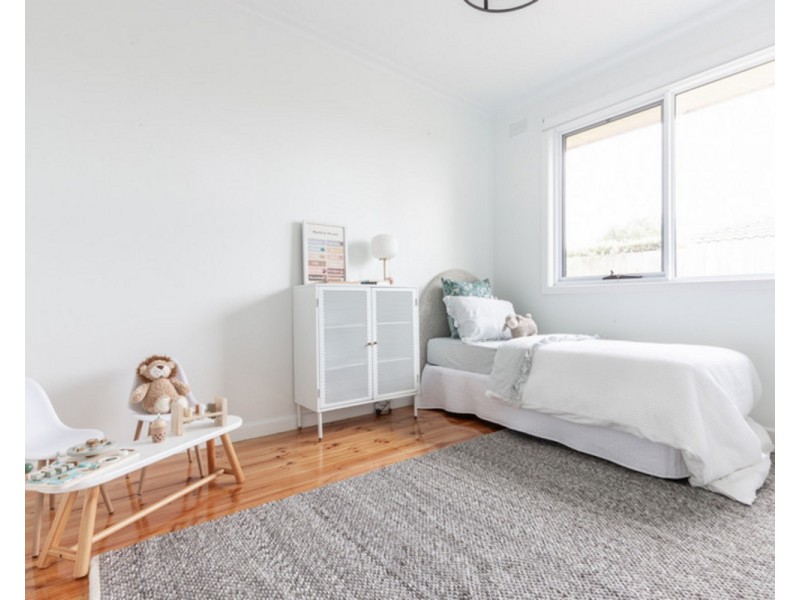 16 Reginald Grove, Warrnambool VIC 3280